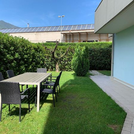 Appartamento Ivonn con giardino Riva del Garda Esterno foto