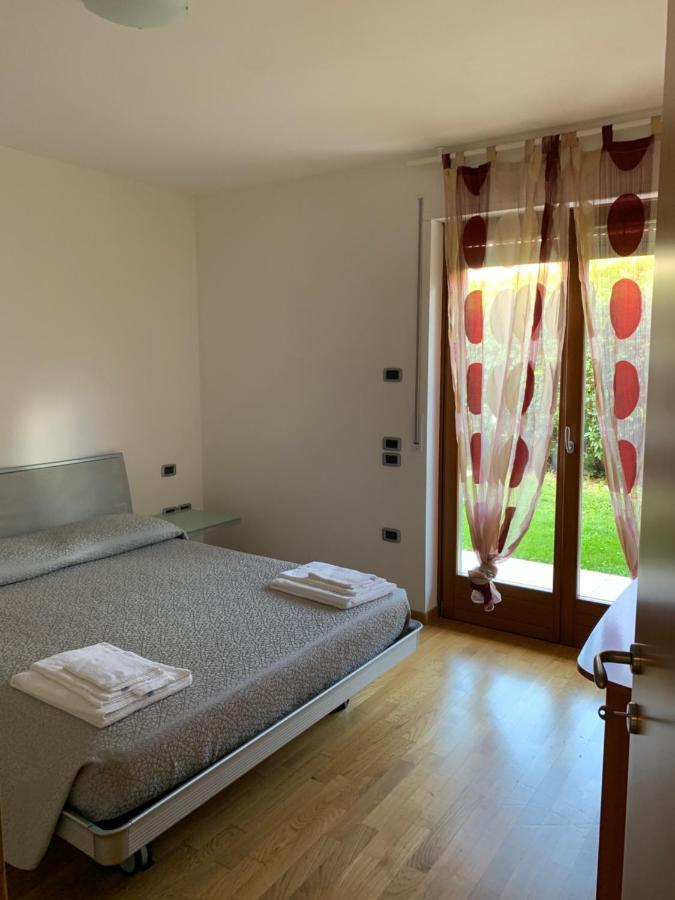 Appartamento Ivonn con giardino Riva del Garda Esterno foto